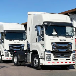 IZUSU - GIGA TRACTOR 4X2